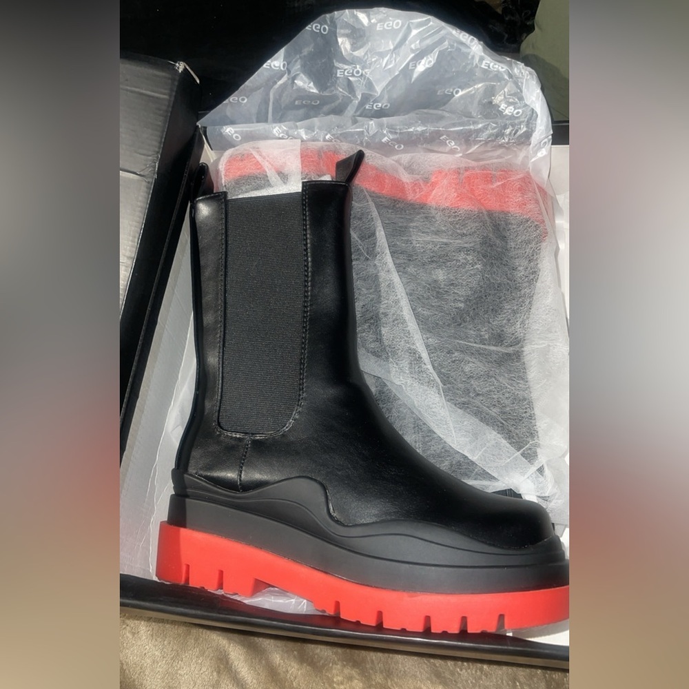 Chelsea boots